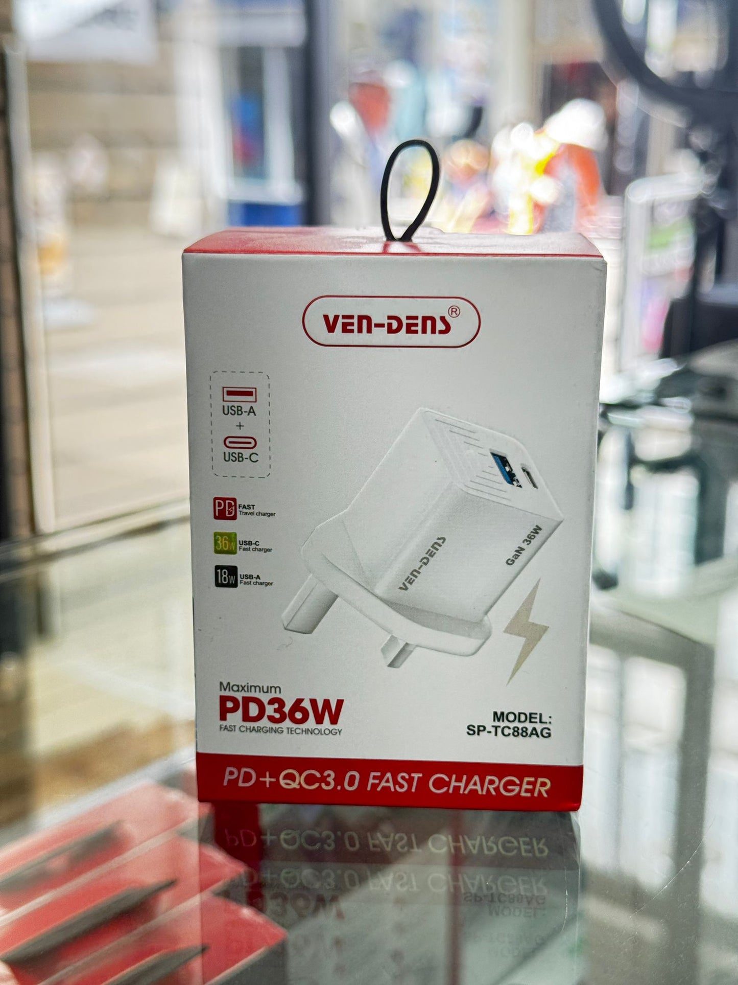 USB-C CHARGER PD 36W